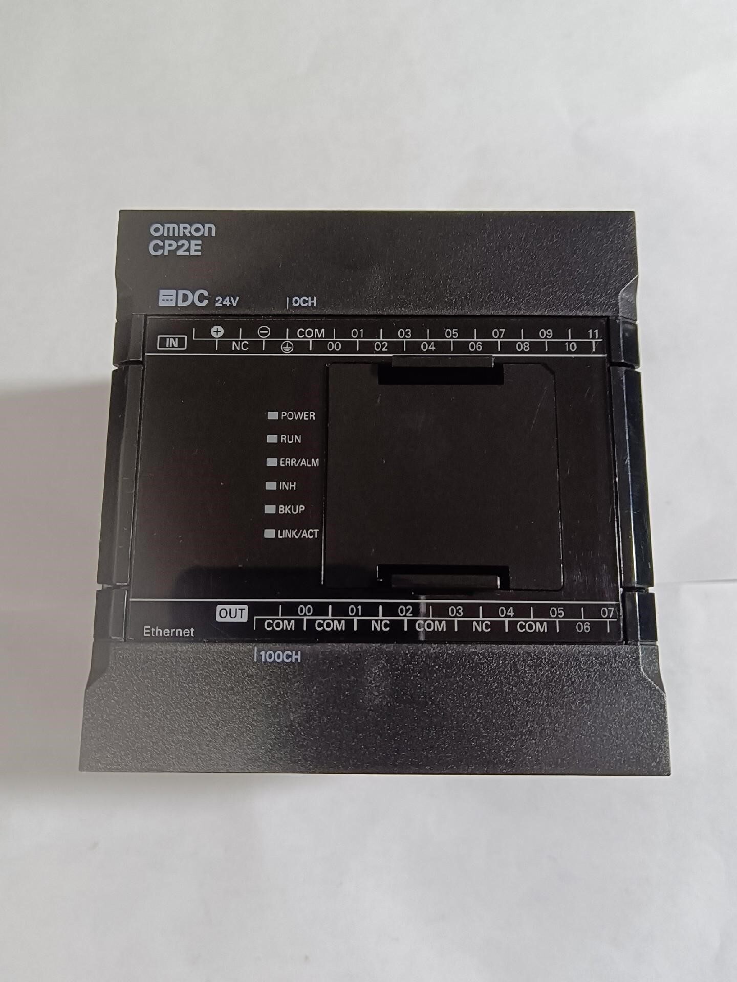 欧姆龙  CP2E-N20DT-D  可充新，实物拍摄，功能