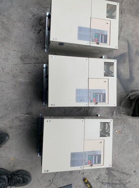 安川E1000变频器55KW，EB4A0103ABA，实物拍