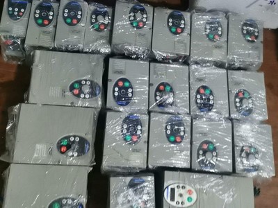 拆机原装施耐德变频器ATV31H075N4A