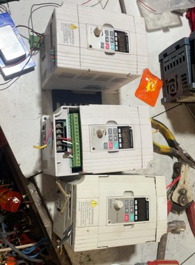 易菱变频器1.5kw易菱E600-1D5-2G一台，成色实图