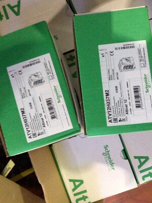 ATV12H037M2   施耐德全新原装变频器