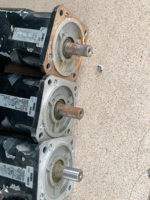 BAUTZ宝茨伺服电机 功能包好，掉漆，