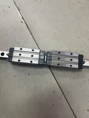 IKO滑块IKO圆柱滚子直线导轨滑块型号LRXDG15SL，