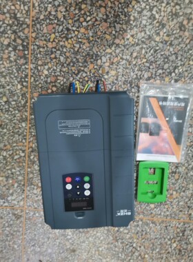 正控ZK880-11KWG-3变频器剪线拆机成色非常漂亮，配