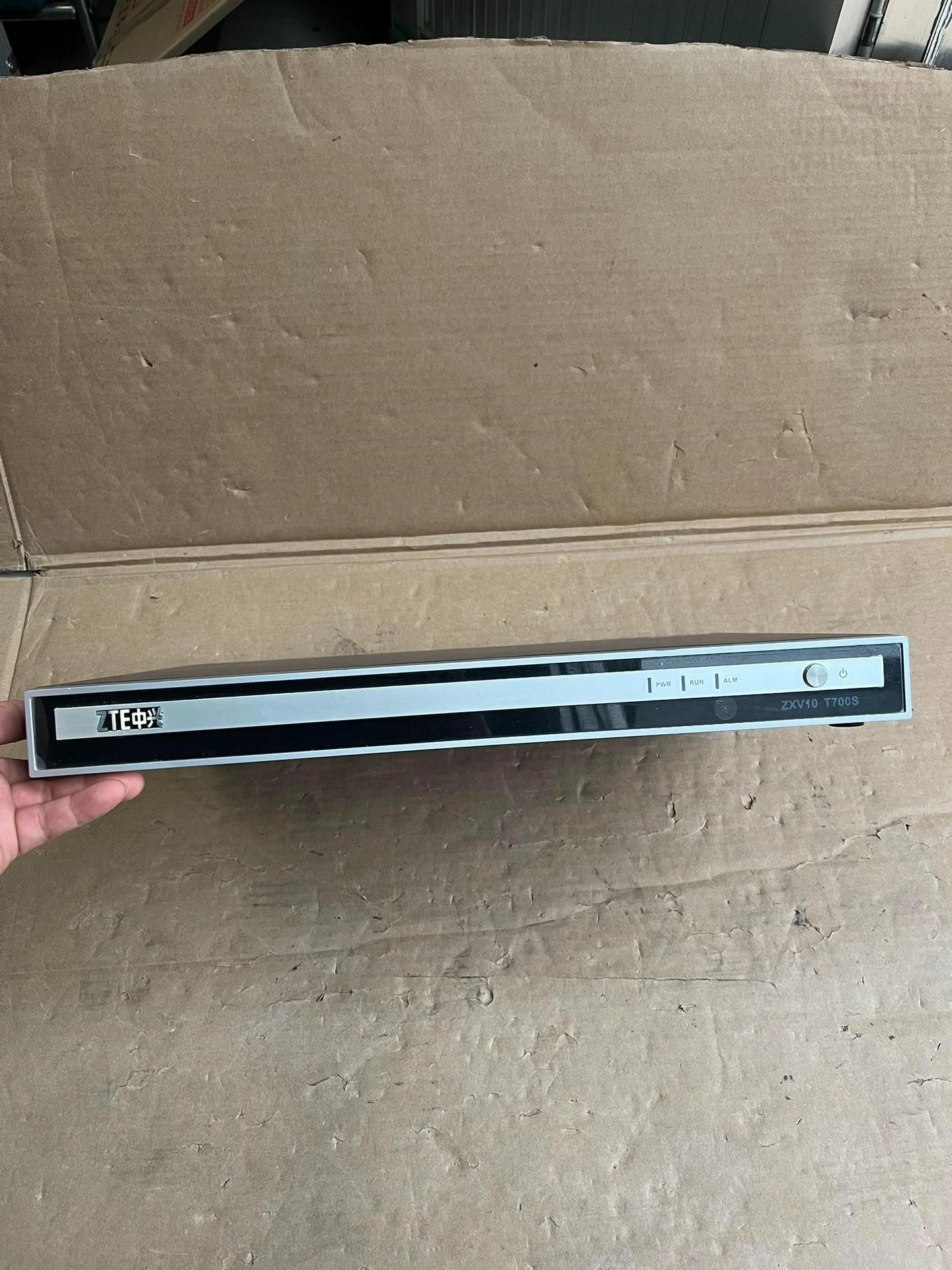 出售中兴ZXV10 T700S 4MX会议电视终端