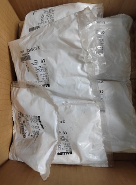 126670巴鲁夫BES02J9 516-326-S4-CW