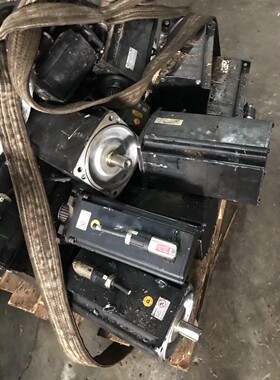 二手机件机器人伺服电机BAUMULLER