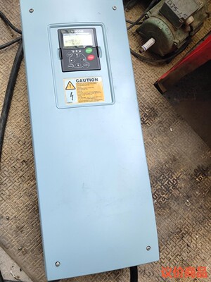 伟肯变频器37KW，NXS00875G2H0SSV，VACO