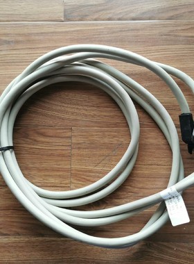 施耐德BMXFCC203无包装九成新成色如图