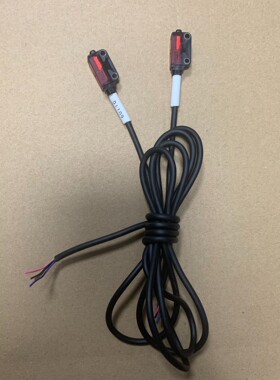 松下激光传感器EX-L221，成色漂亮如图所示，功能正常，欢