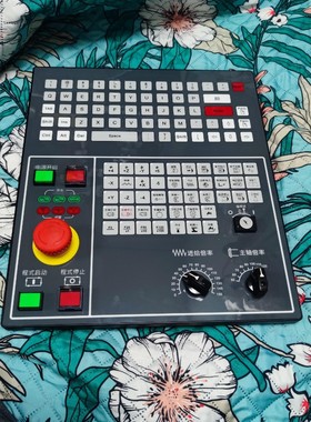台湾FOXNUM赐福CNC控制面板1A025D1T06-N0