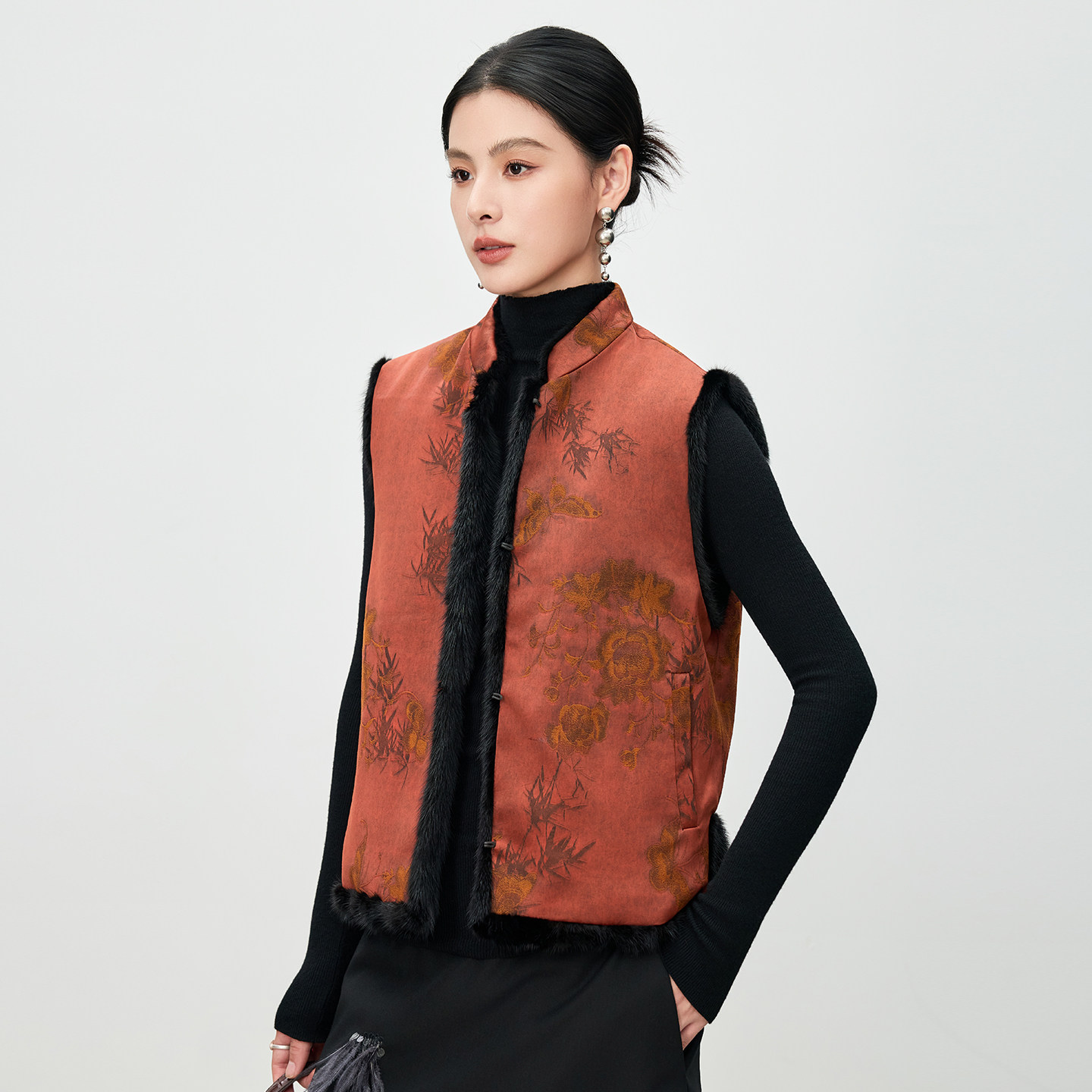 两面穿国风水貂毛马甲皮草背心时尚2025冬季新款拼貂女外套年轻款