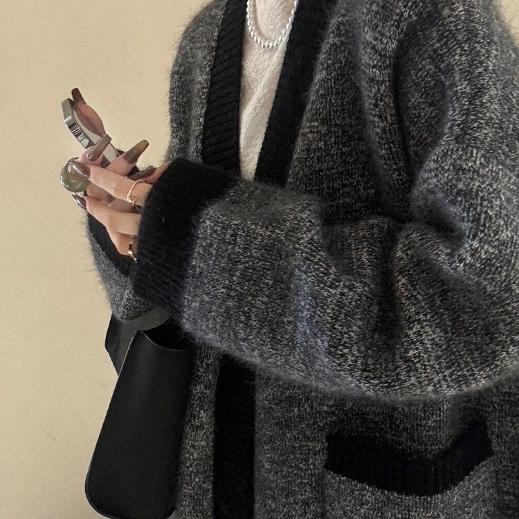 老钱风深灰色混织V领大毛衣开衫慵懒高级感宽松针织外套2025秋季