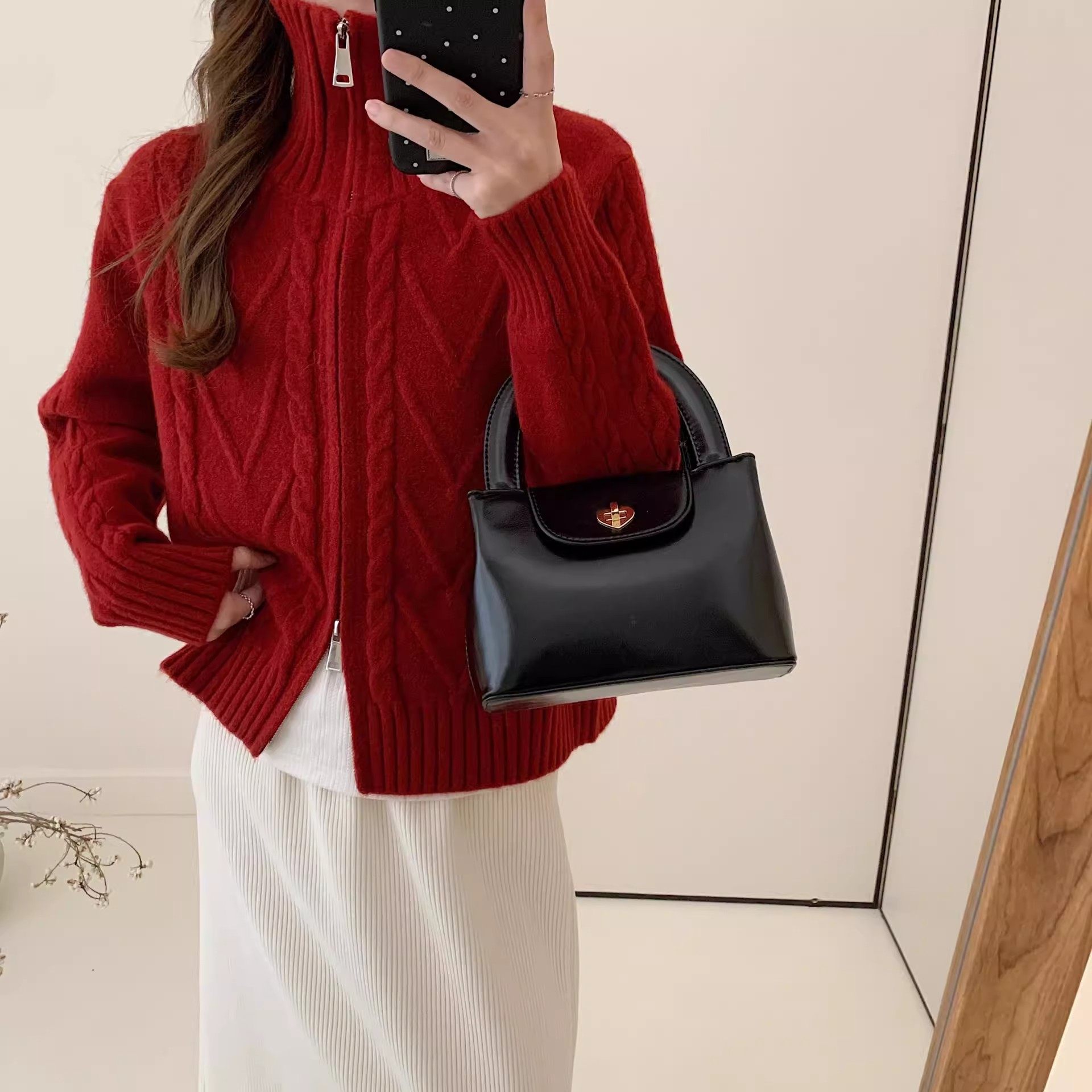 灰色高领麻花拉链毛衣开衫女秋冬新款气质设计感短款翻领针织外套,女装/女士精品,毛针织衫,淘宝优惠券,粉丝福利购,淘宝优惠卷