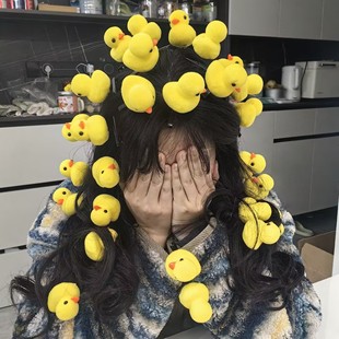 小黄鸭发夹麻将台球惩罚游戏道具立体弹簧夹子摆摊地推头饰小礼品