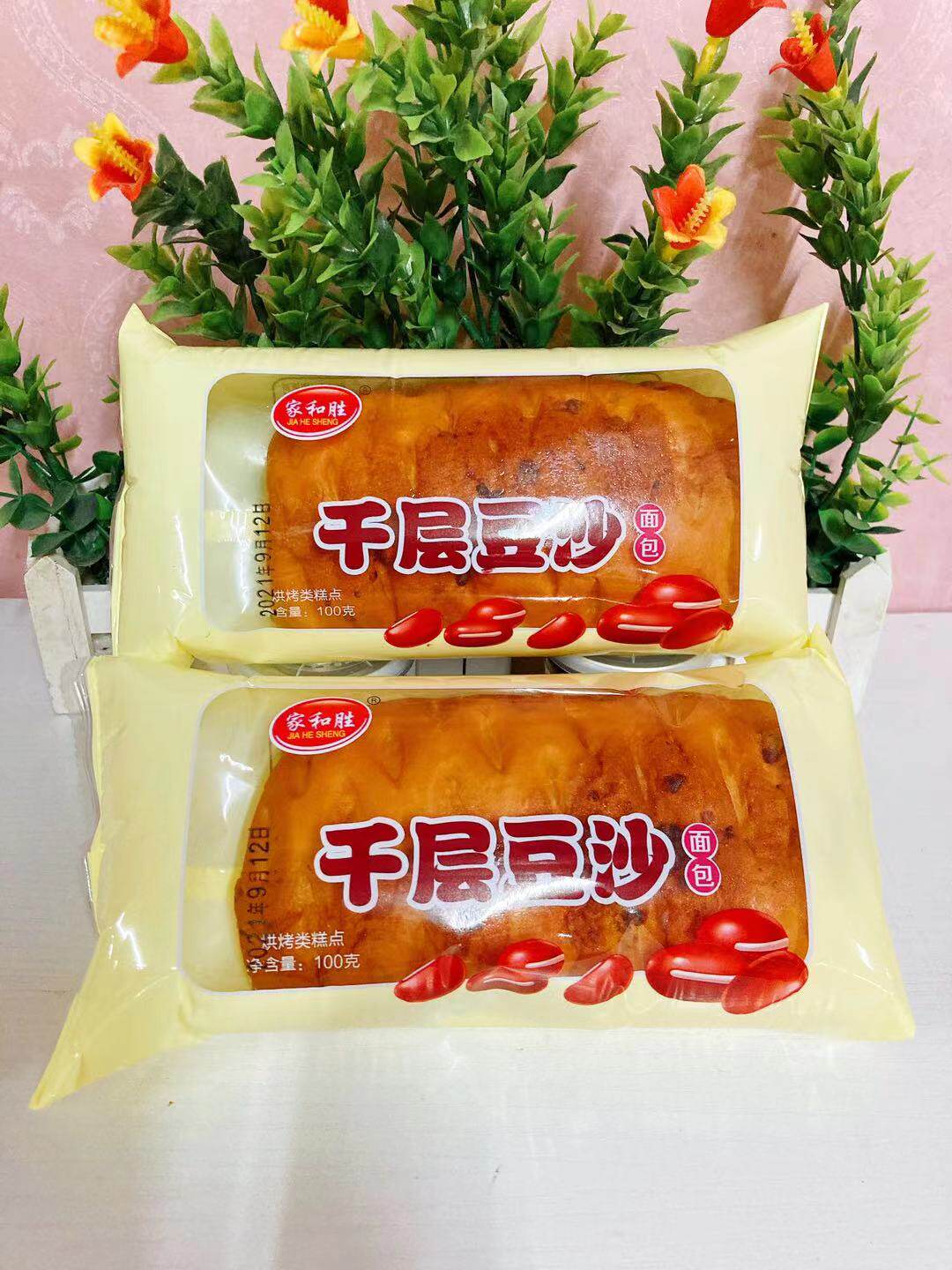 千层豆沙面包90克果酱夹心吐司红豆沙奶香手撕软面包代餐糕点心