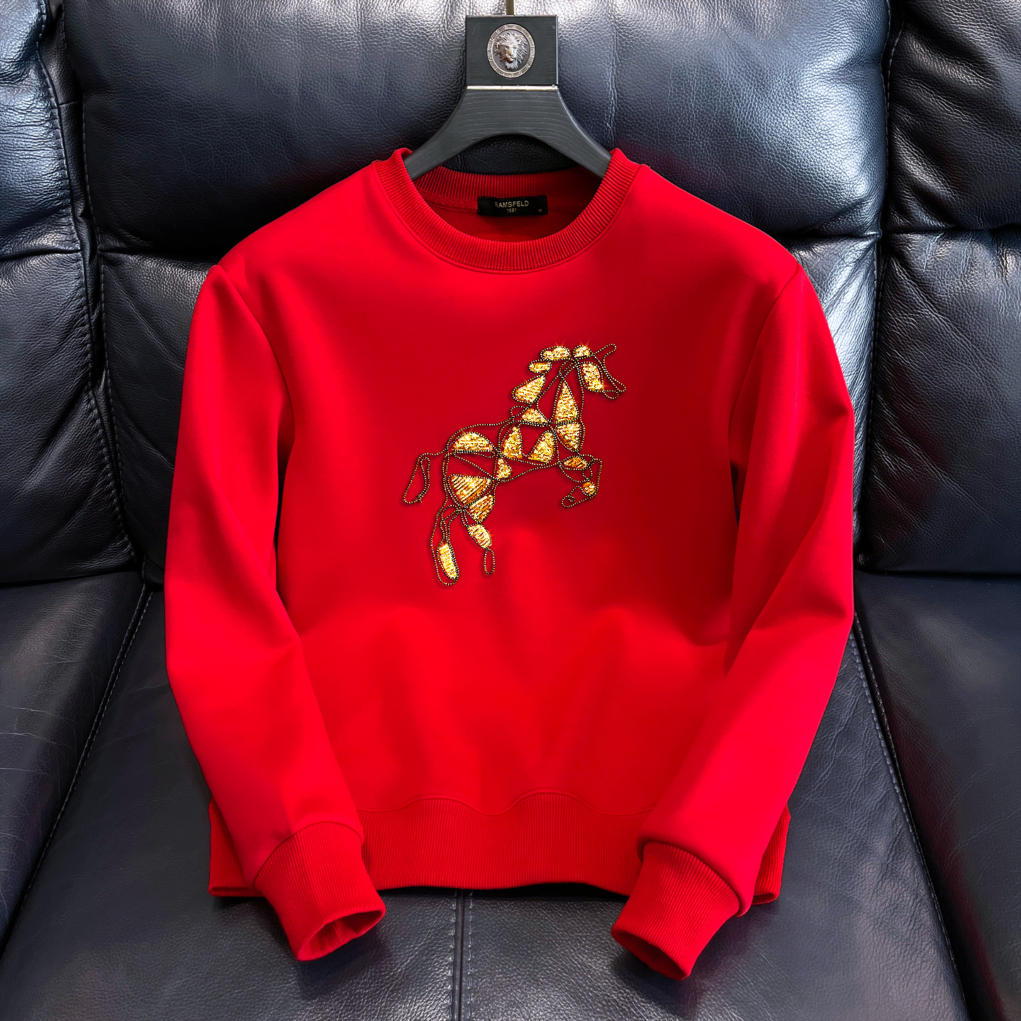 战马高端刺绣型男圆领卫衣男