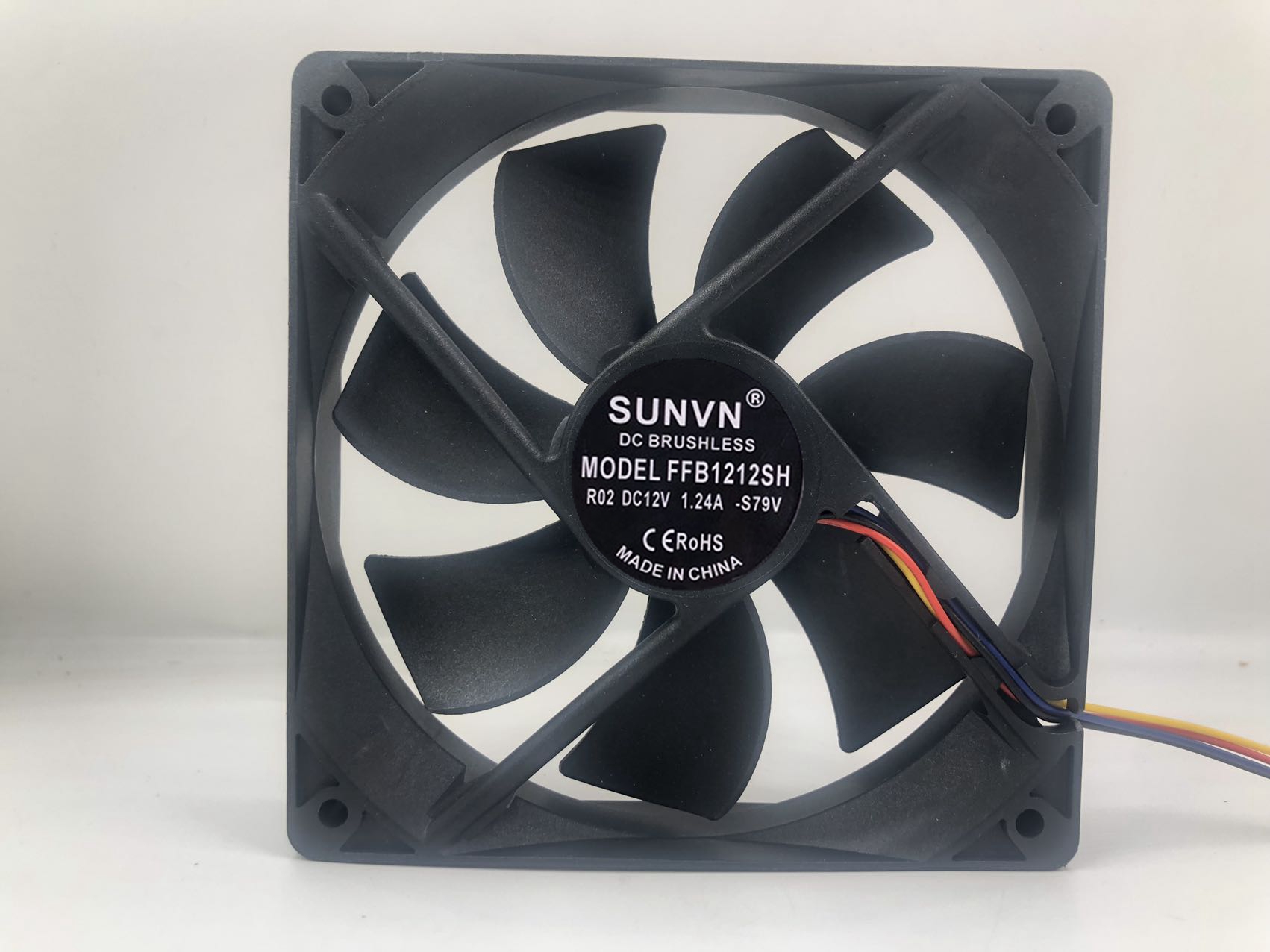 全新DC12025 12V 1.24A双滚珠12cm四线PWM智能温控大风量散热风扇