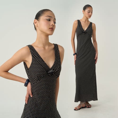 法式V领波点连衣裙优雅显瘦裙子