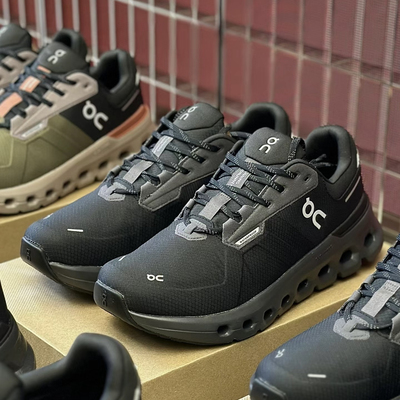 On昂跑 Cloudrunner 2 Waterproof 秋冬男款缓震支撑防水跑鞋