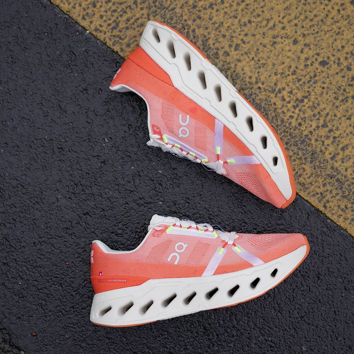 On昂跑男款缓震长距离跑鞋