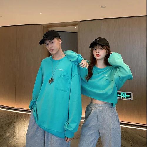 Spring and autumn Korean new lovers' loose and playful short letter printed hoodless long sleeved women's sweater