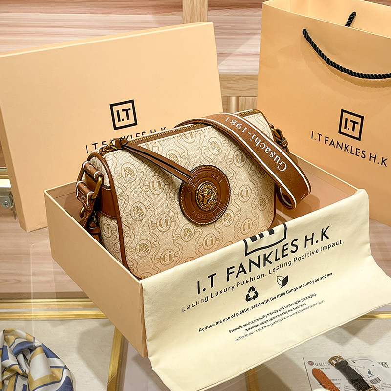 CITEX LV官方旗舰店香港代购真皮女包2025新款时尚宽肩带胸包百搭