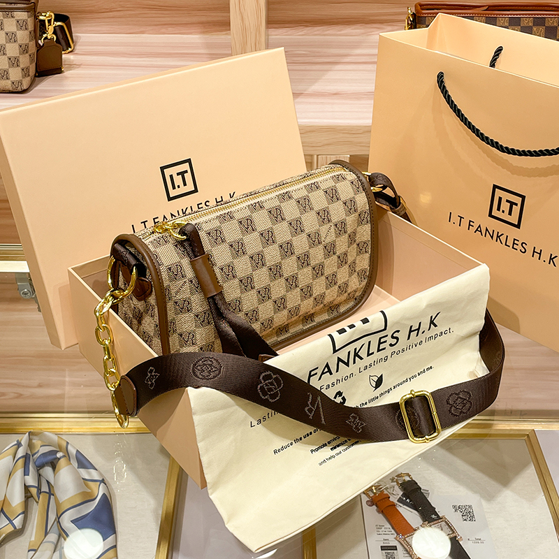 CITEX LV官方旗舰店香港代购真皮女包饺子包小众宽肩带腋下包百搭