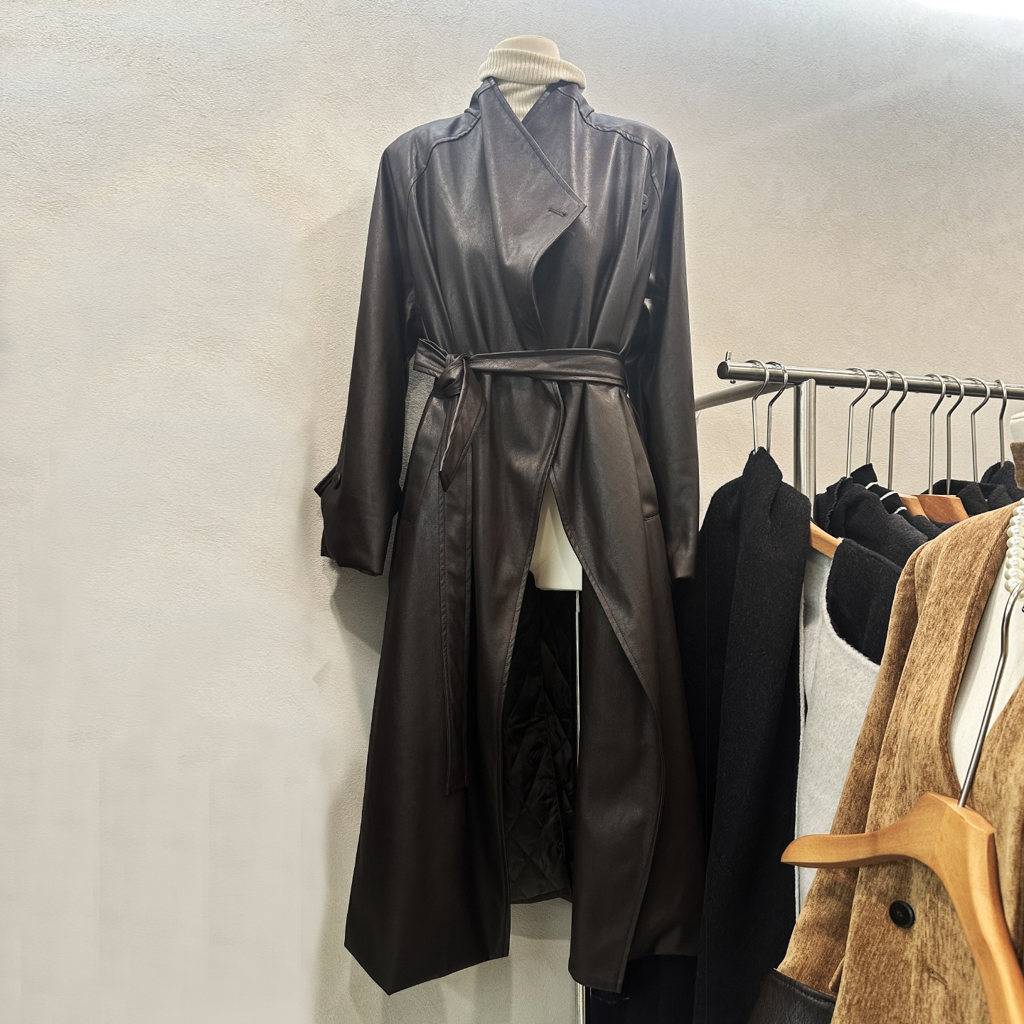 TARU复古宽松长款皮衣女夹棉加厚气质显瘦过膝遮肉休闲风衣外套