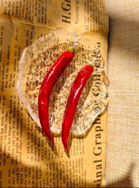 一对包邮真辣椒耳环。红火喜庆天然搞怪创新过年红色耳钩银针耳夹