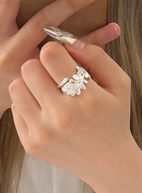 甜美银杏叶戒指女小众独特精致开口食指戒轻奢设计优雅ins风指环