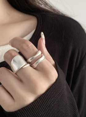 轻奢小众双层哑光镀银女士戒指