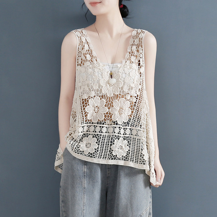 2026法式镂空女钩花马甲棉蕾丝外搭吊带马夹短款无袖宽松背心上衣