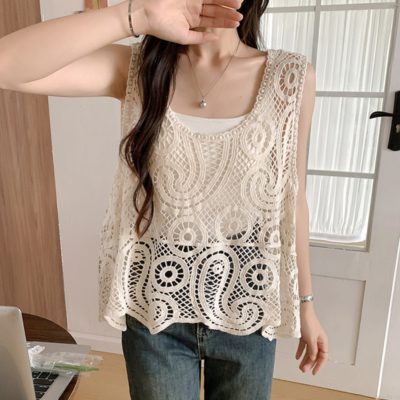 甜美风镂空圆领吊带背心女外穿2026夏新款显瘦宽松罩衫无袖上衣潮