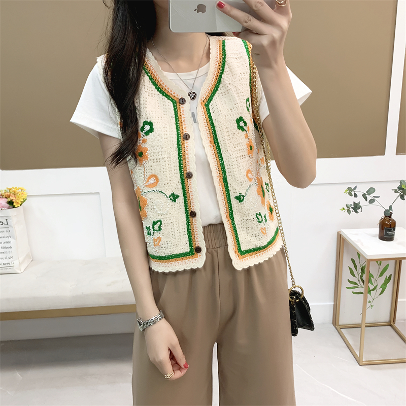针织开衫无袖甜美森系钉珠马夹女