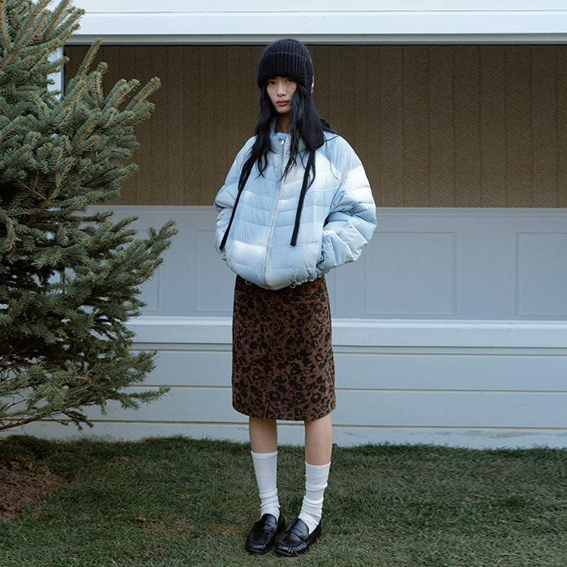 COINROVA晕染蓝90白鹅绒排骨服短款羽绒服保暖外套