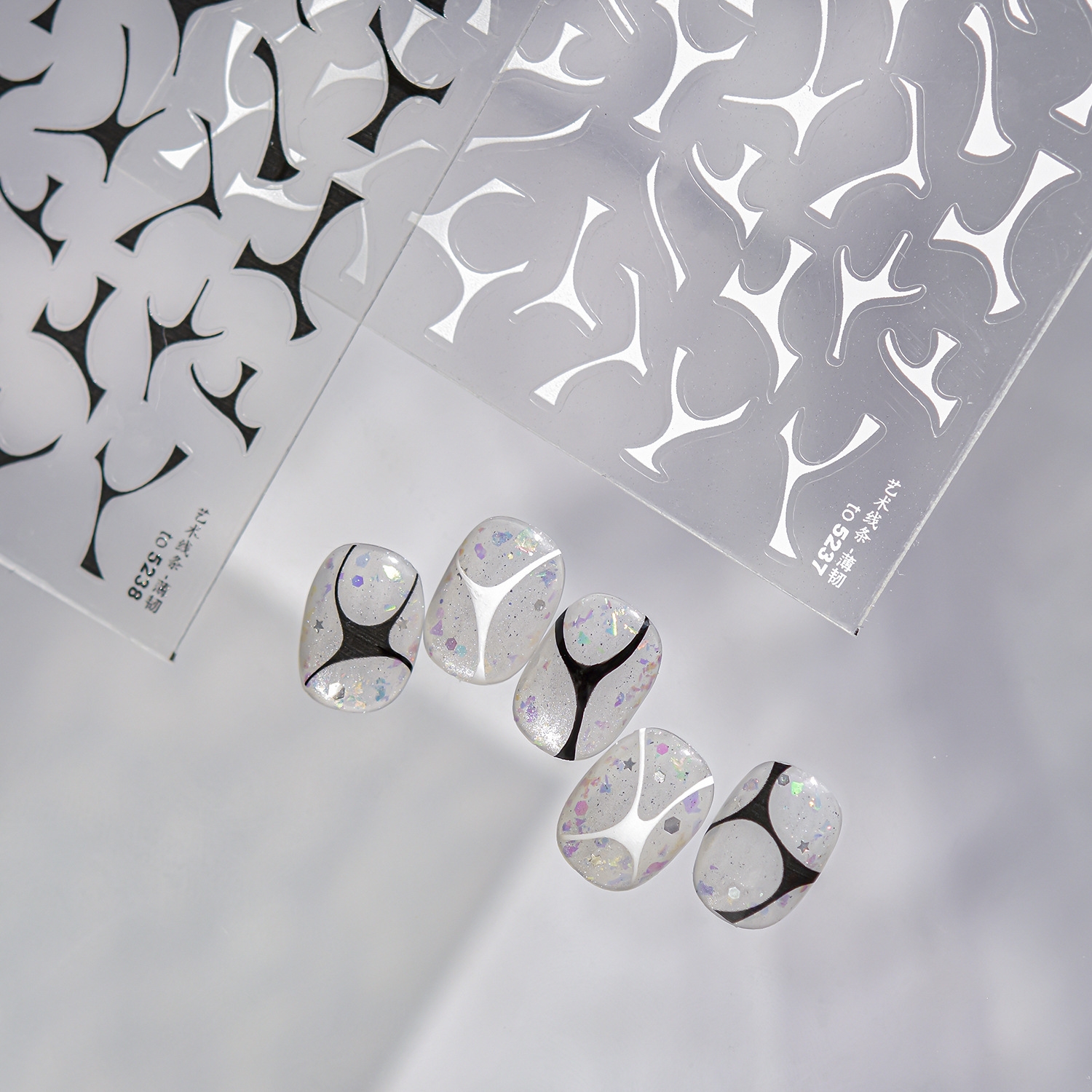 新工艺tomoni带背胶美甲贴纸黑色白色艺术线条烫金烫银涂鸦指甲贴