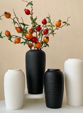 黑色陶瓷花瓶中式宋代美学禅意摆件民宿酒馆侘寂中古复古创意装饰