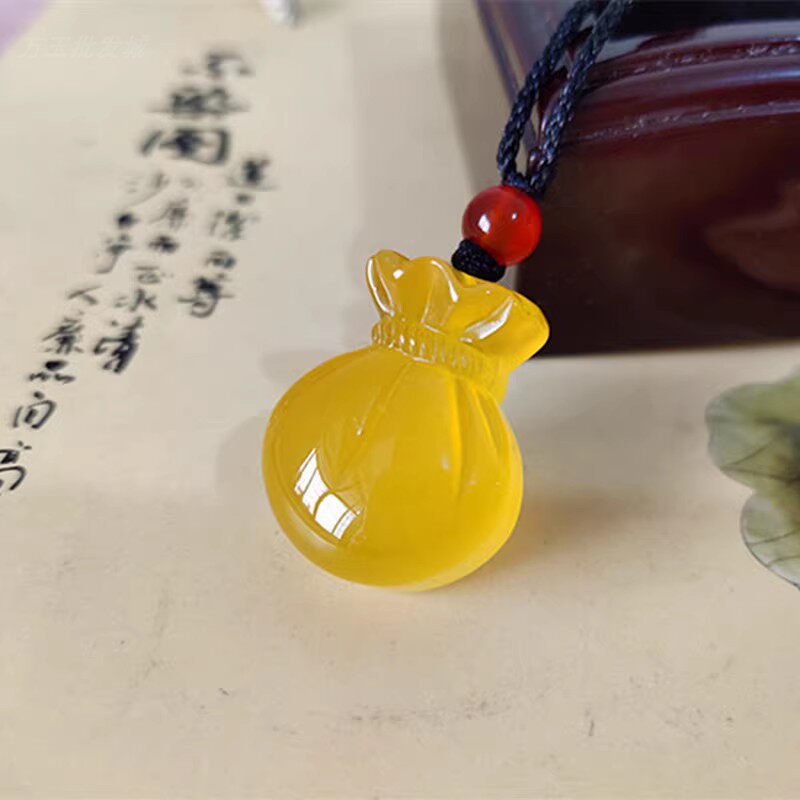 天然冰种黄玉髓小福袋吊坠迷你钱袋男女保平安小玉坠玉佩招财纳福
