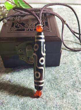 天然西藏莲师诸法三界把玉髓天珠项链吊坠九眼马蹄朱砂玛瑙送证书