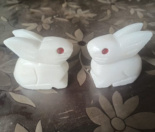 阿富汗小白兔子玉摆件结婚礼品