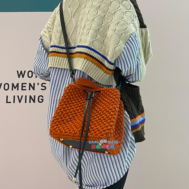 腿姐玩毛线 方形束口百变小背包diy编织材料包手工斜跨女背包成品