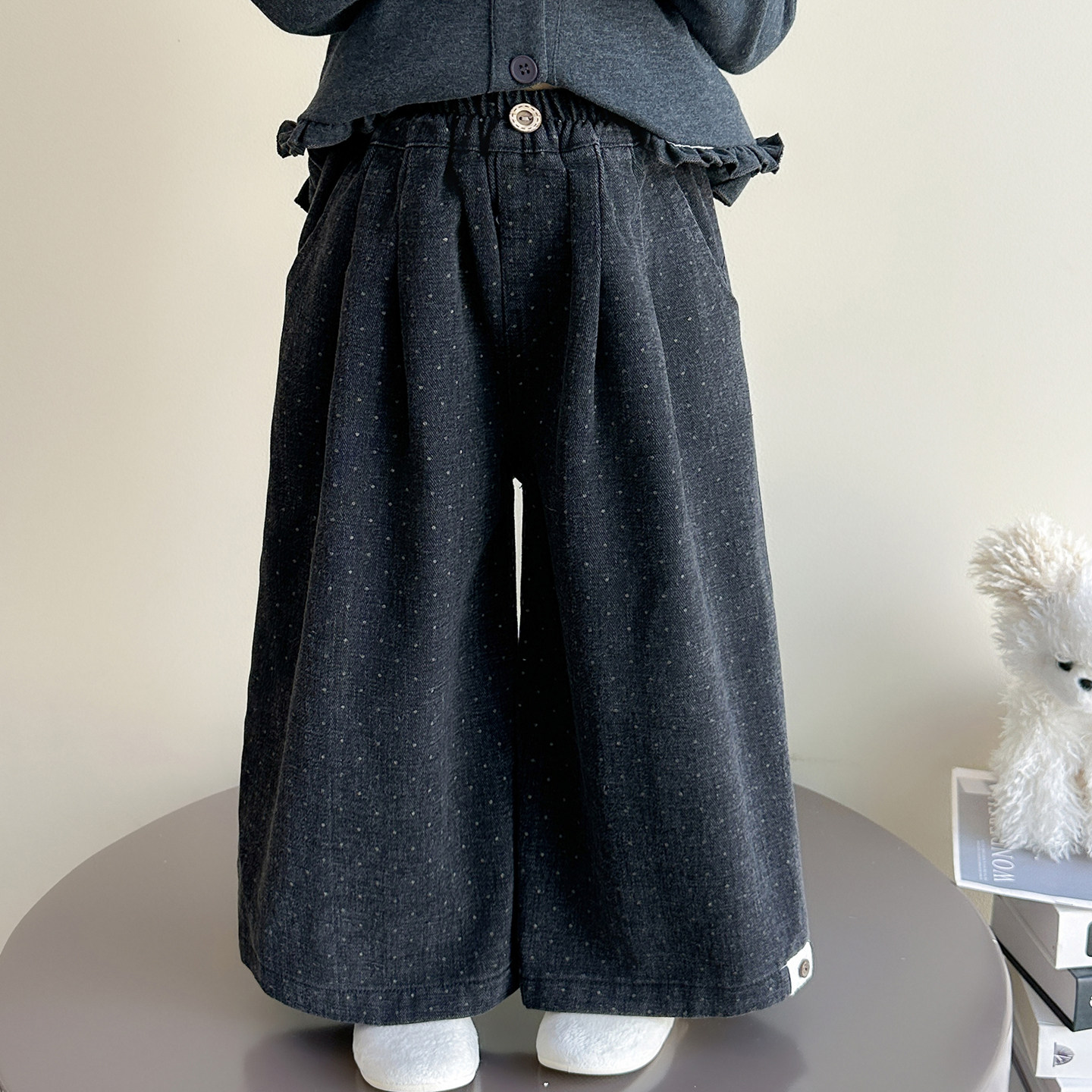 女童波点牛仔阔腿裤春秋2026新款儿童黑色休闲长裤宽松女宝宝外穿