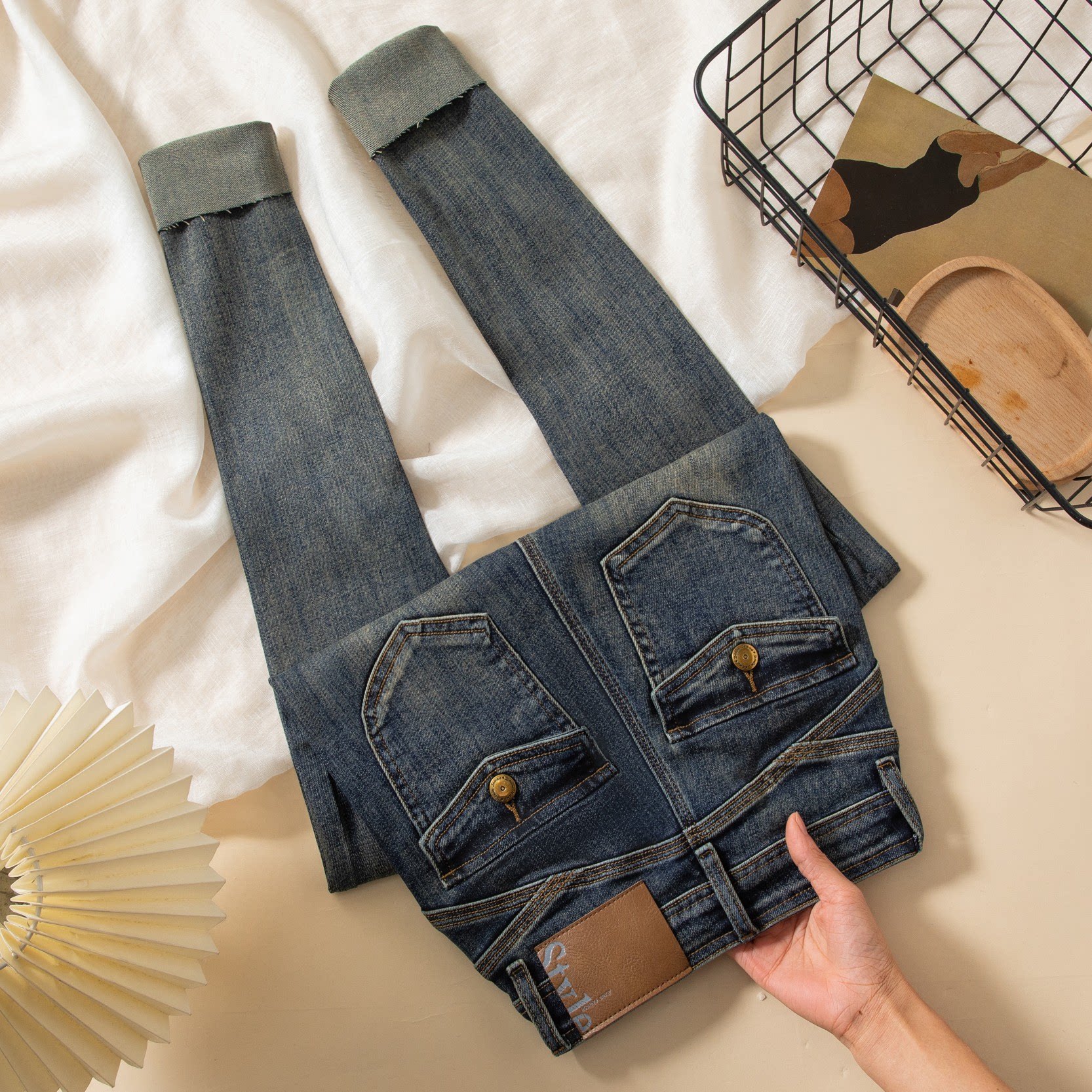 翻盖美式紧身小脚牛仔裤女春秋款高腰提臀修身百搭铅笔牛仔裤长裤