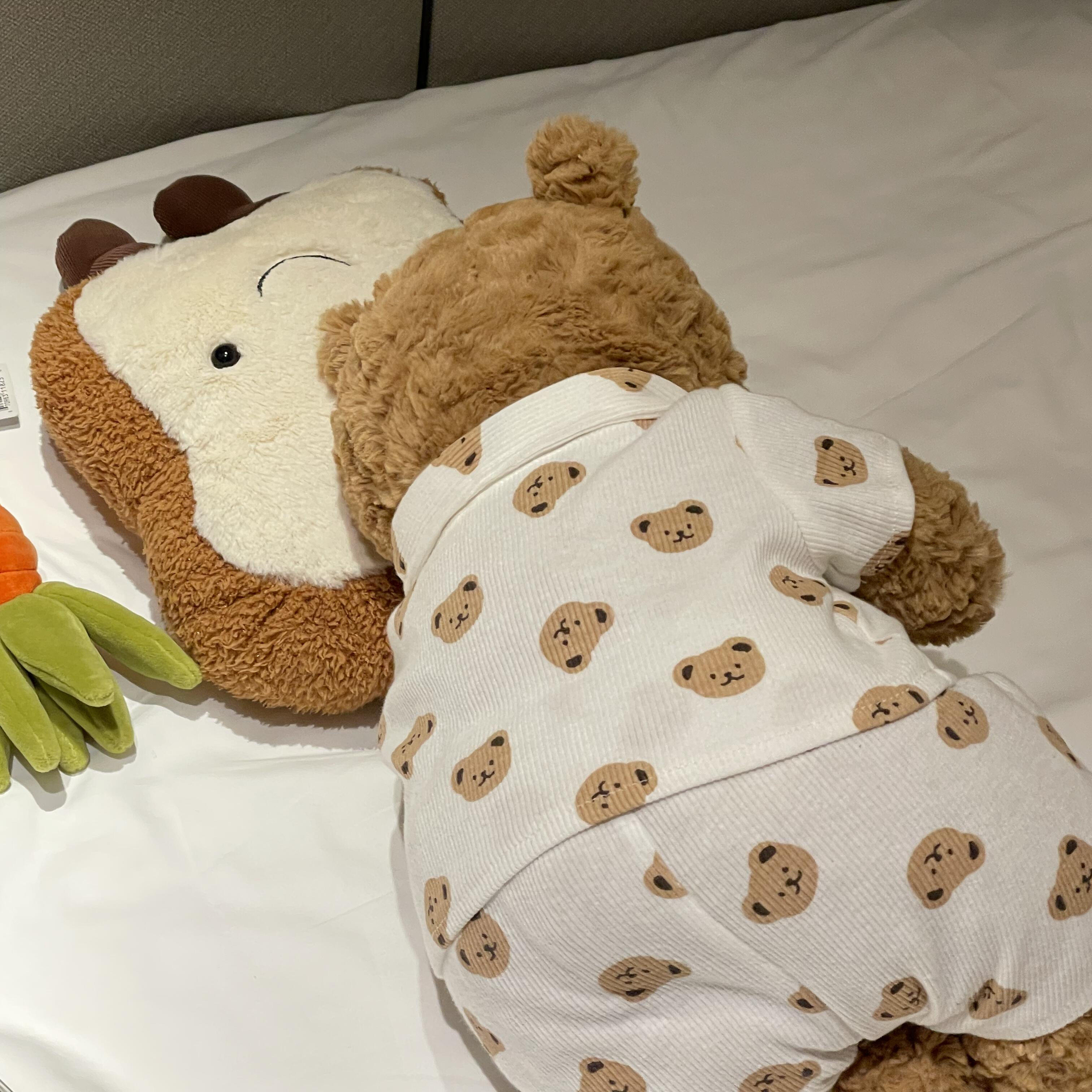 jellycat巴塞罗熊茄子熊安抚抱枕图片