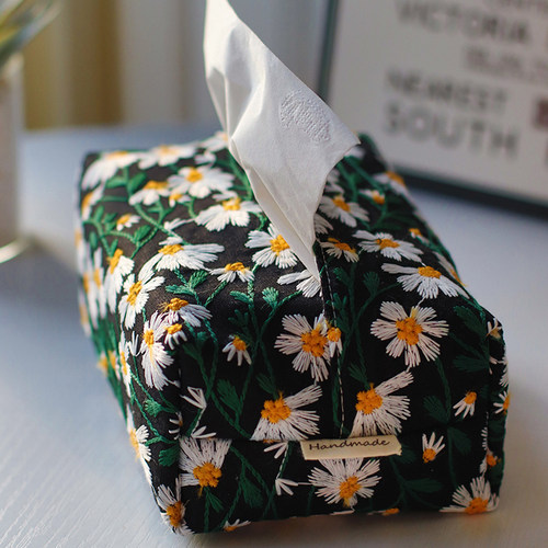 Handmade原创手作雏菊刺绣布艺纸巾套车载抽纸盒桌面餐厅客厅家用