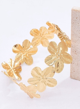 新款金色花朵开手臂镯