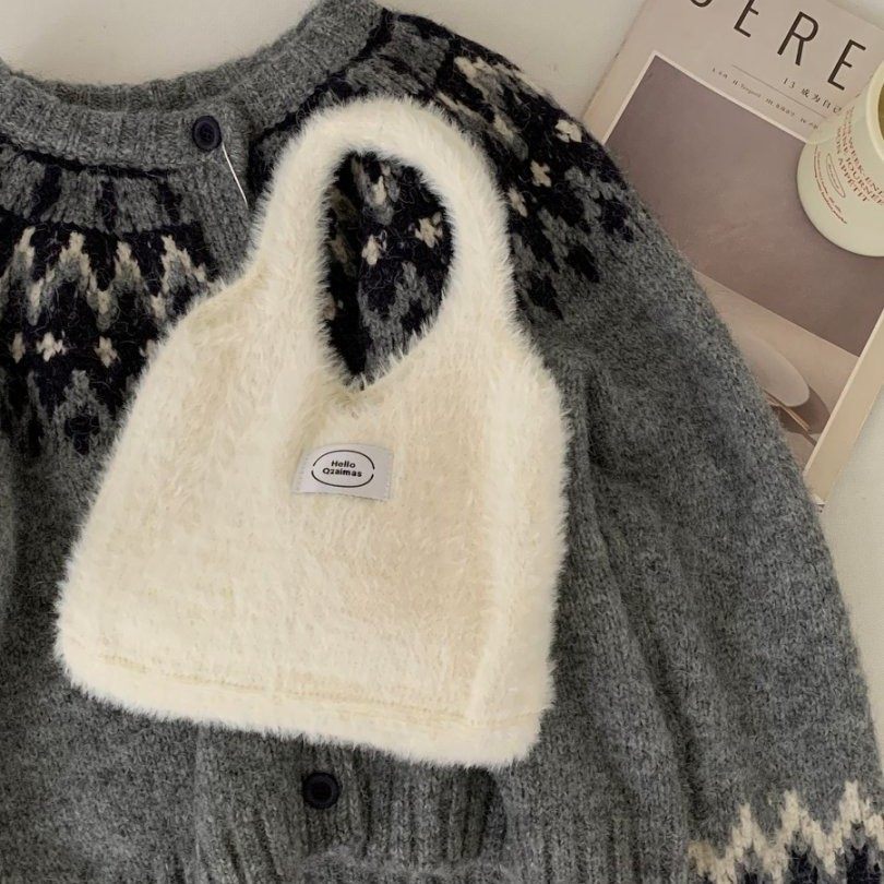 韩系软糯毛绒手拎包女秋冬百搭纯色针织手提包日常遛弯毛毛手腕,箱包皮具/热销女包/男包,时尚帆布包,淘宝优惠券,粉丝福利购,淘宝优惠卷