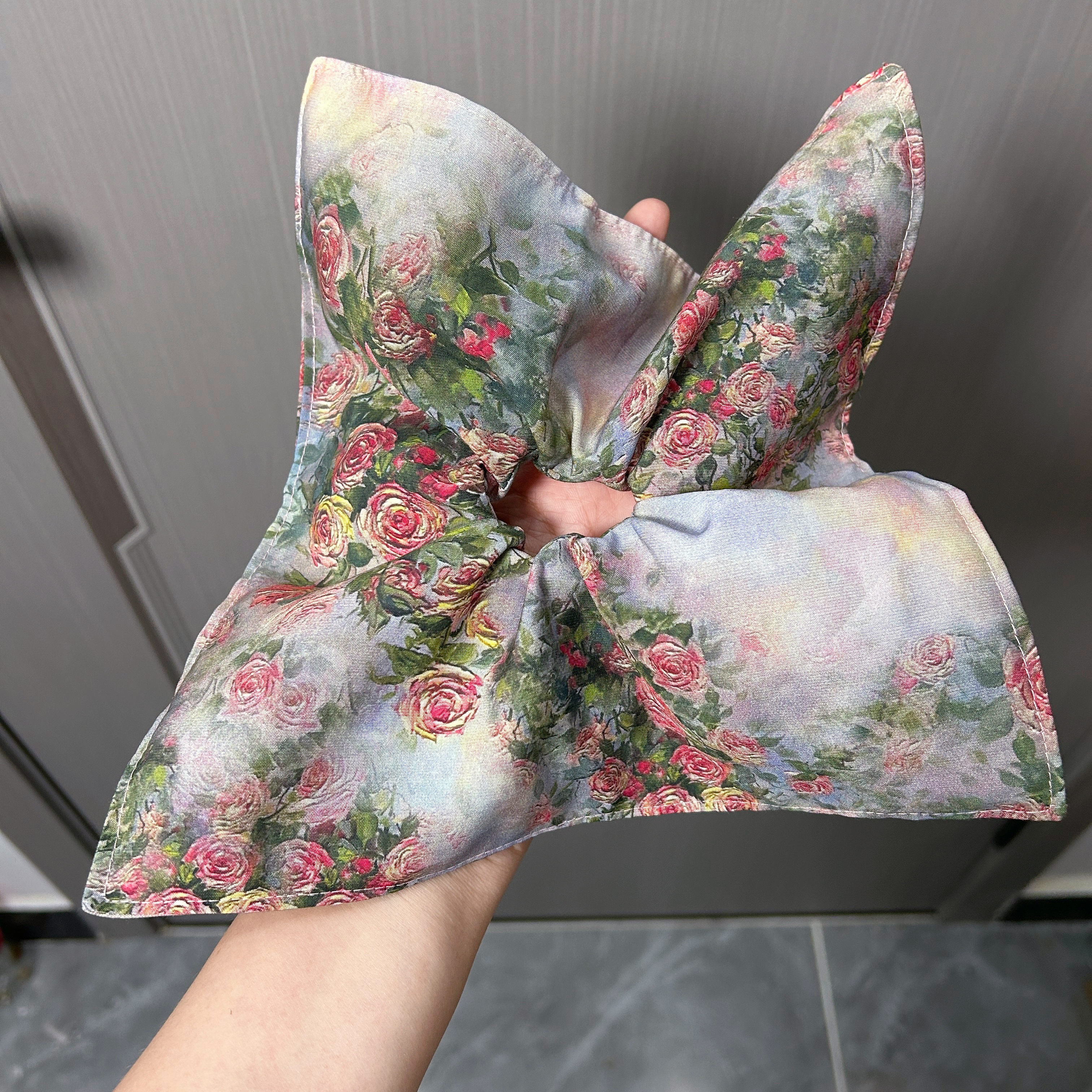 情有独钟~韩国油画风蔷薇玫瑰方巾发圈温柔精致感扎头发发饰头绳