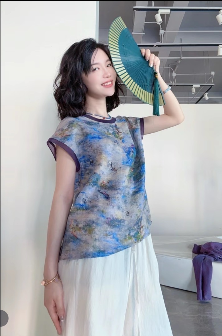 【兰庭蝶梦】莫奈油画垂顺质感汉麻圆领蕾丝拼接小衫T恤25260